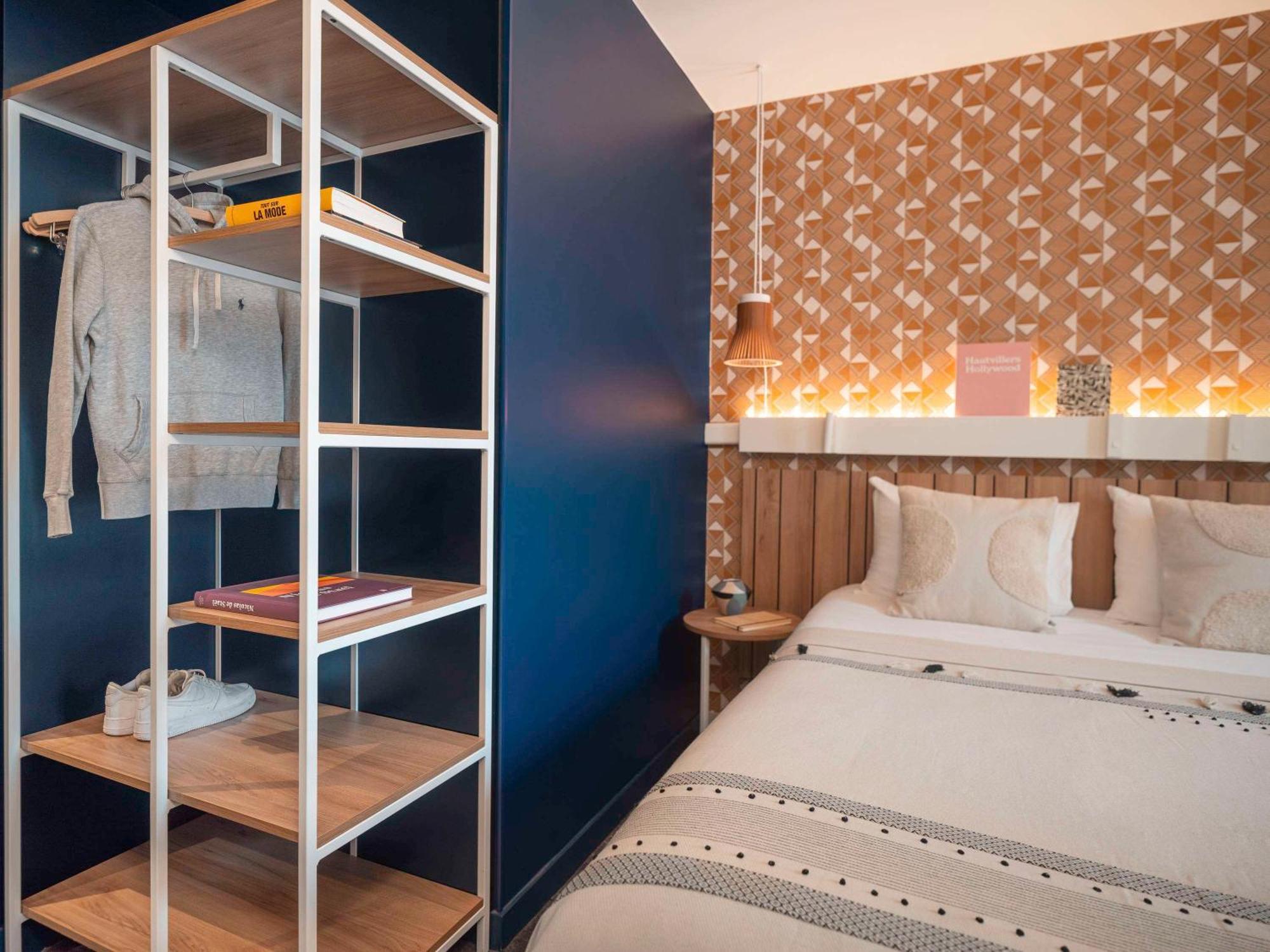 Ibis Paris Gare Montparnasse Catalogne Hotel Exterior photo